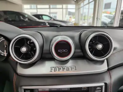 Ferrari California 2017 - 174000 EUR, 38000 km - 38000km - foto 31 de 38