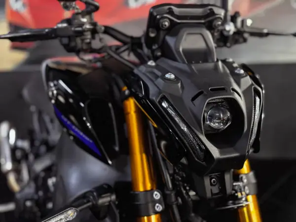 Yamaha MT 09 2023 - 11490 EUR, 5529 km - AUTO.MOTO.pt - 5529km - foto 3 de 16