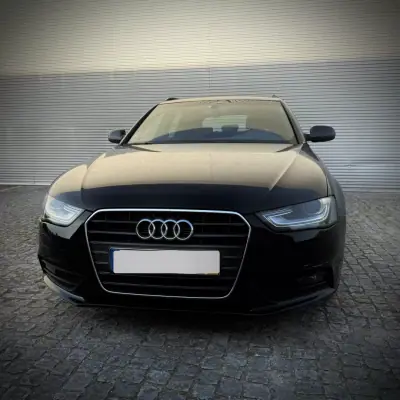 Audi A4 Avant 2012 - 13900 EUR, 258000 km - AUTO.MOTO.pt - 258000km - foto 2 de 15