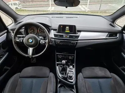 BMW 216 Active Tourer 2015 - 14990 EUR, 142957 km - AUTO.MOTO.pt - 142957km - foto 10 de 20