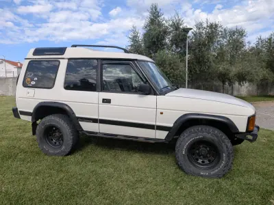Land Rover Discovery 1995 — foto 2 de 14