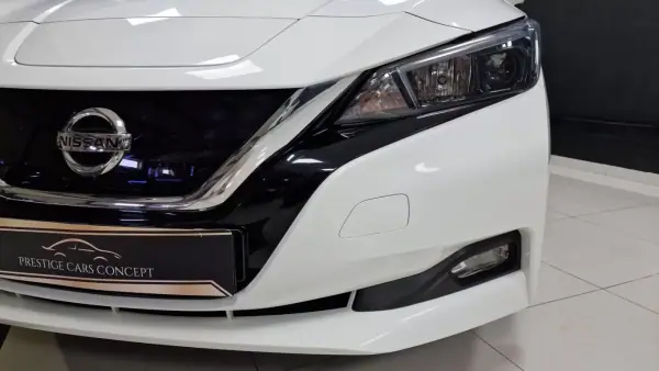 Nissan Leaf 2018 - 17950 EUR, 108446 km - AUTO.MOTO.pt - 108446km - foto 10 de 44