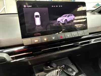 MG MG4 2023 - 18989 EUR, 24822 km - AUTO.MOTO.pt - 24822km - foto 13 de 17