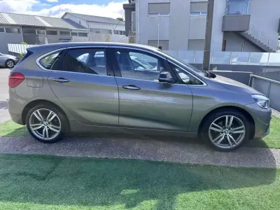 BMW 218 Active Tourer 2014 - 13900 EUR, 150000 km - AUTO.MOTO.pt - 150000km - foto 16 de 60