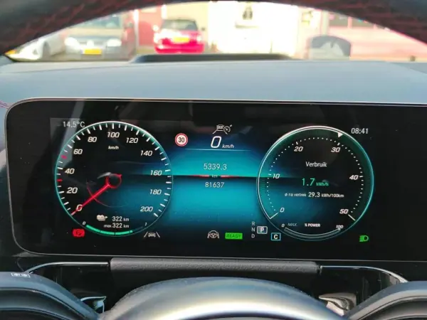 Mercedes-Benz EQA 2021 - 29790 EUR, 81637 km - AUTO.MOTO.pt - 81637km - foto 9 de 14