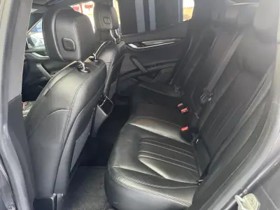 Maserati Ghibli 2014 - 31000 EUR, 226000 km - AUTO.MOTO.pt - 226000km - foto 32 de 47