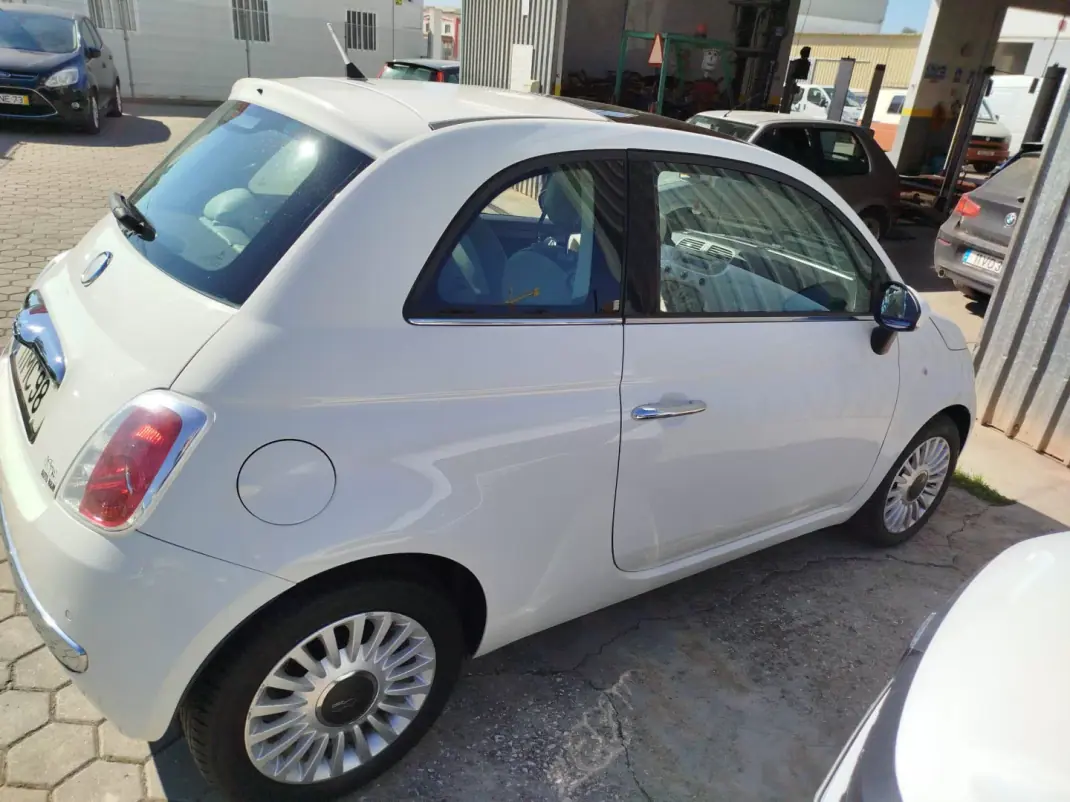 Fiat 500 3 + 1 2011 - 8750 EUR, 157000 km - AUTO.MOTO.pt - 157000km - foto 10 de 15