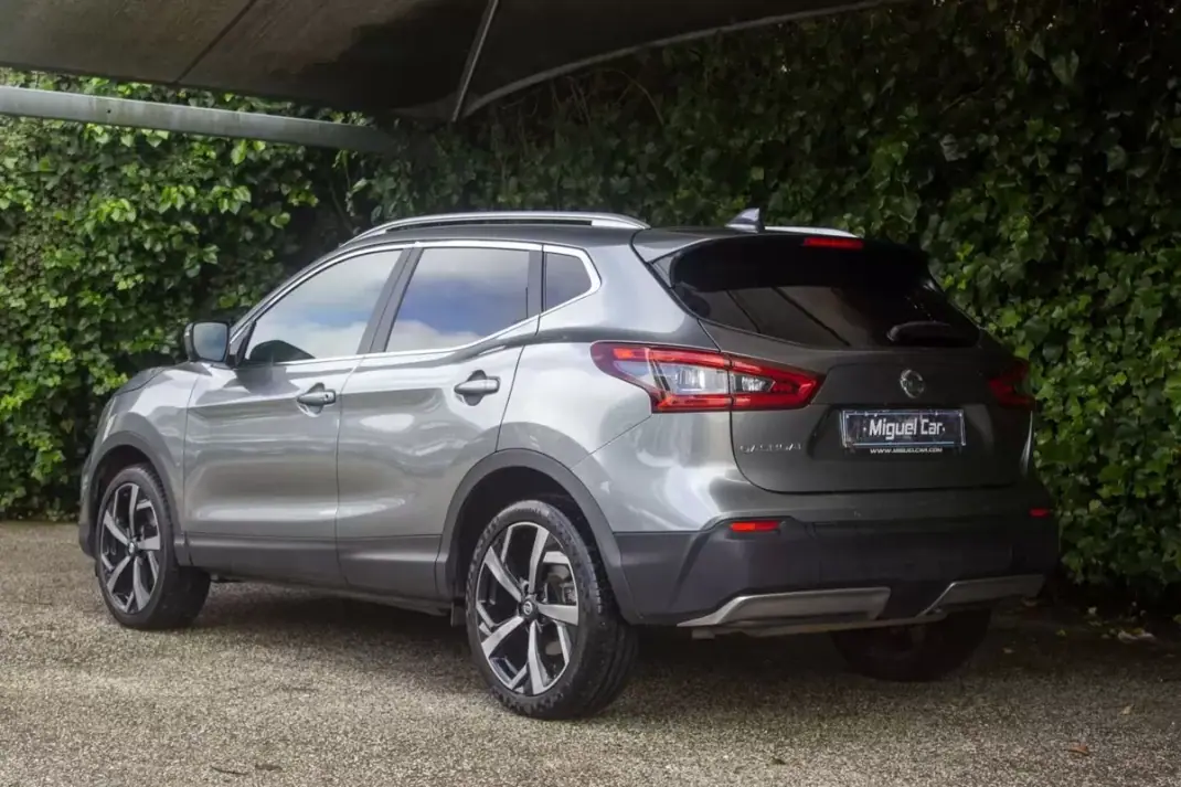 Nissan Qashqai 2017 - 17500 EUR, 127700 km - AUTO.MOTO.pt - 127700km - foto 10 de 20