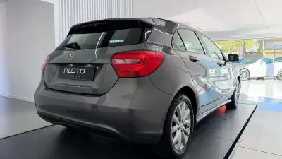 Mercedes-Benz A 180 2013 - 12990 EUR, 237399 km - AUTO.MOTO.pt - 237399km - foto 9 de 28