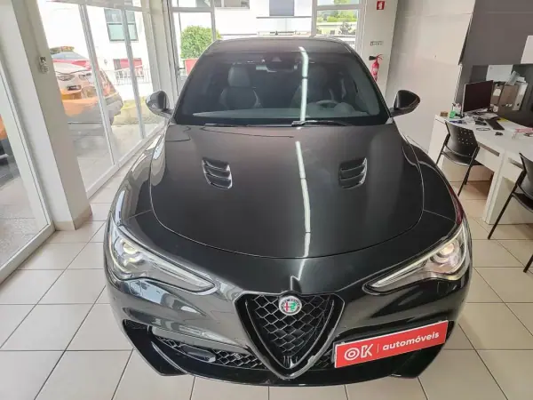 Alfa Romeo Stelvio 2021 - 63500 EUR, 68900 km - AUTO.MOTO.pt - 68900km - foto 5 de 33