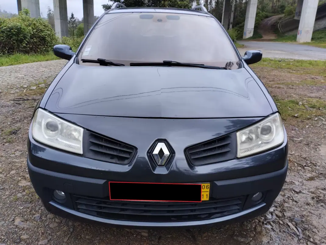 Renault Mégane Break 2006 - 2999 EUR, 270000 km - AUTO.MOTO.pt - 270000km - foto 2 de 22