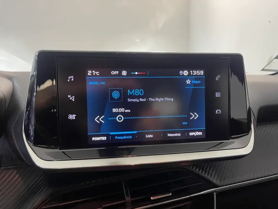 Peugeot 208 2020 - 11900 EUR, 177000 km - AUTO.MOTO.pt - 177000km - foto 22 de 28