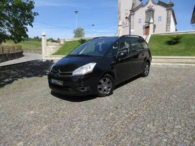 Citroën C4 Grand Picasso 2010 - 3490 EUR, 330000 km - AUTO.MOTO.pt - 330000km - foto 3 de 40