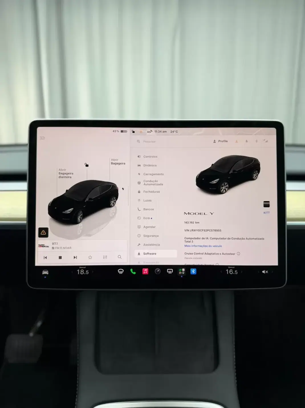 Tesla Model Y 2022 - 31000 EUR, 143000 km - 143000km - foto 16 de 25