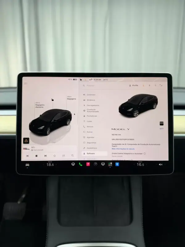 Tesla Model Y 2022 - 32000 EUR, 143000 km - AUTO.MOTO.pt - 143000km - foto 16 de 25