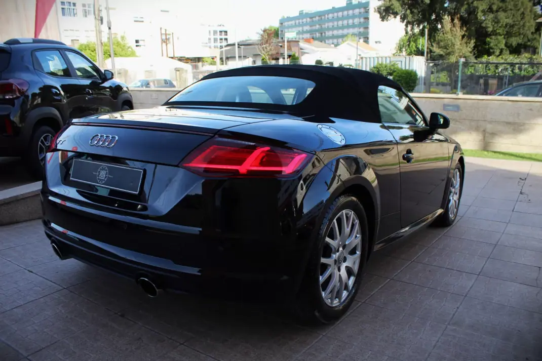Audi TT Roadster 2015 - 23990 EUR, 151000 km - AUTO.MOTO.pt - 151000km - foto 29 de 37
