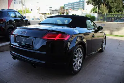 Audi TT Roadster 2015 - 23990 EUR, 151000 km - AUTO.MOTO.pt - 151000km - foto 29 de 37