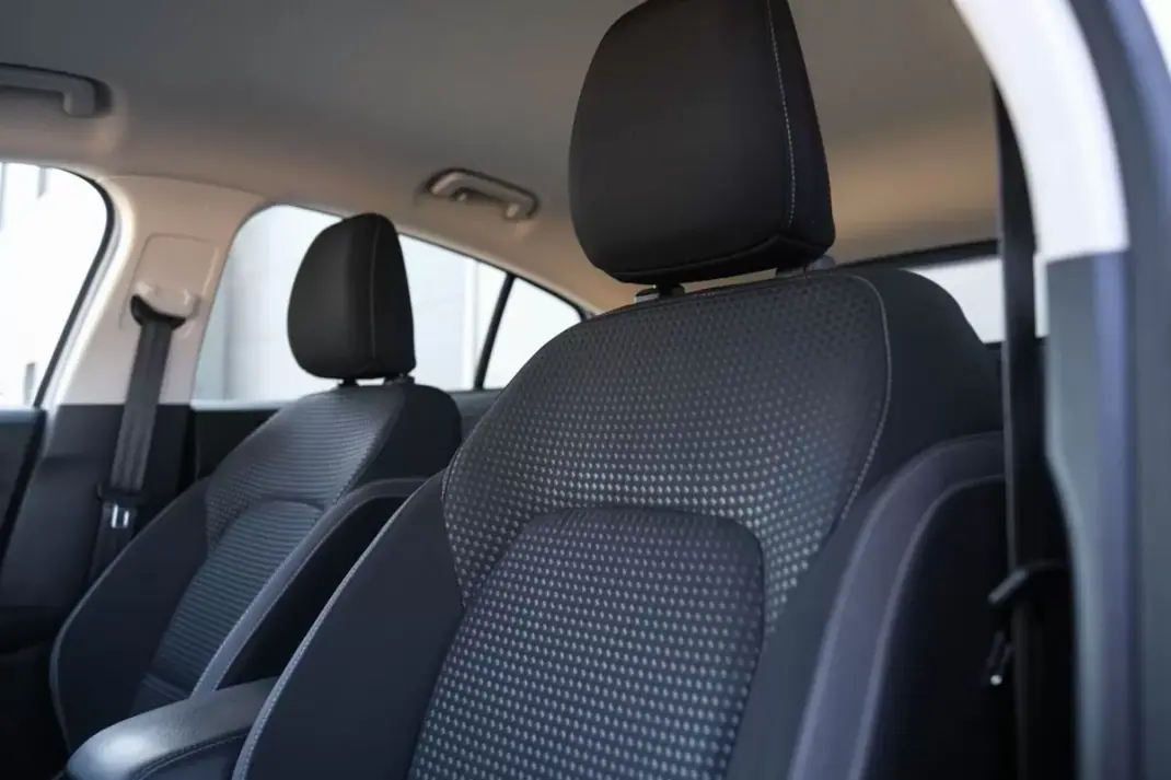 Ford Focus Van 2020 - 14999 EUR, 139000 km - AUTO.MOTO.pt - 139000km - foto 23 de 24