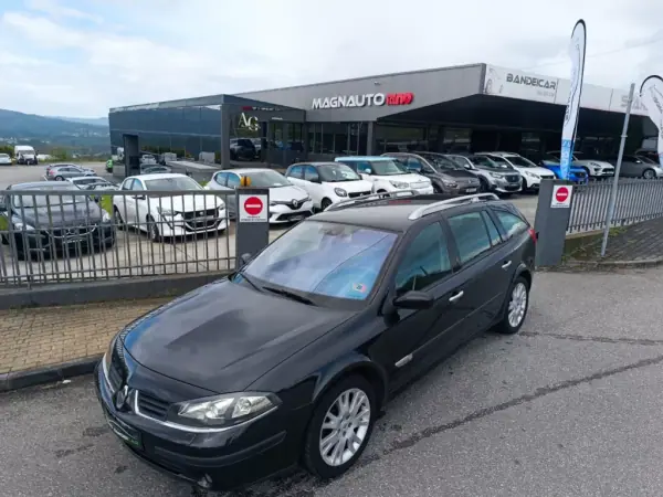 Renault Laguna 2007 - 3500 EUR, 230000 km - AUTO.MOTO.pt - 230000km - foto 5 de 23