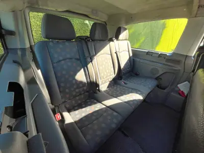 Mercedes-Benz Vito 2005 - 12500 EUR, 255000 km - AUTO.MOTO.pt - 255000km - foto 11 de 15