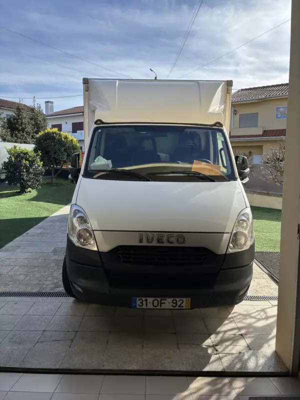 Iveco Daily 2013 Diesel — 450 000 km · Bragança Iveco Daily 2013 Diesel