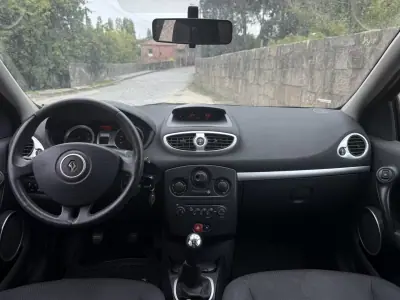 Renault Clio Break 2008 - 3500 EUR, 182700 km - 182700km - foto 6 de 11