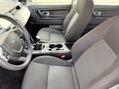 Land Rover Discovery Sport 2015 - 15900 EUR, 166000 km - AUTO.MOTO.pt - 166000km - foto 6 de 26