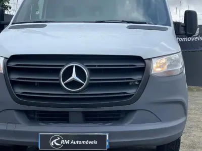 Mercedes-Benz Sprinter 515 CDI Contentor + Plataforma Elevatória 2023 - 49750 EUR, 54000 km - AUTO.MOTO.pt - 54000km - foto 10 de 33