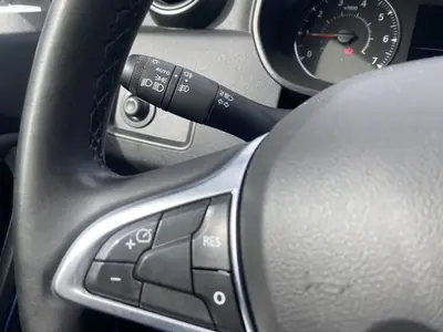 Dacia Duster 2020 - 21500 EUR, 100000 km - AUTO.MOTO.pt - 100000km - foto 14 de 27