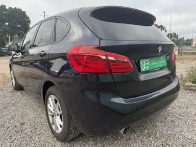 BMW 216 Active Tourer 2015 - 16000 EUR, 170700 km - AUTO.MOTO.pt - 170700km - foto 6 de 24