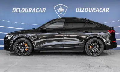 Audi e-tron Sportback 2022 - 47500 EUR, 62757 km - AUTO.MOTO.pt - 62757km - foto 3 de 19