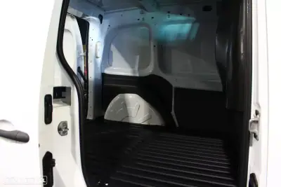 Renault KANGOO IVA DEDUTIVEL 2019 - 9450 EUR, 190000 km - AUTO.MOTO.pt - 190000km - foto 8 de 24