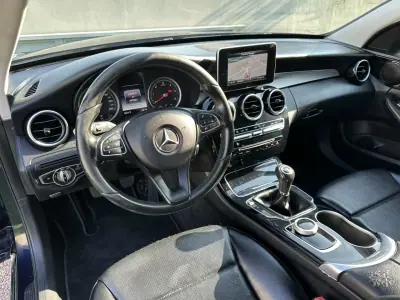 Mercedes-Benz C 180 2017 - 15900 EUR, 249000 km - AUTO.MOTO.pt - 249000km - foto 27 de 58