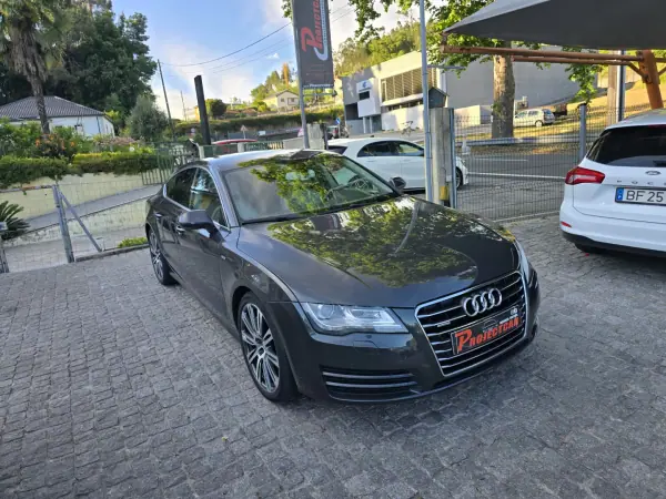 Audi A7 Sportback 2012 - 18900 EUR, 290000 km - AUTO.MOTO.pt - 290000km - foto 22 de 28