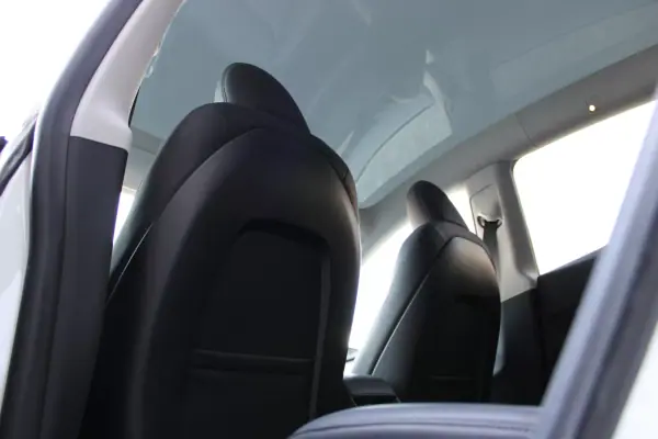Tesla Model Y 2024 - 35900 EUR, 38745 km - 38745km - foto 28 de 38