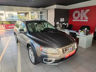Volvo XC 70 2010 - 13250 EUR, 324000 km - AUTO.MOTO.pt - 324000km - foto 2 de 35