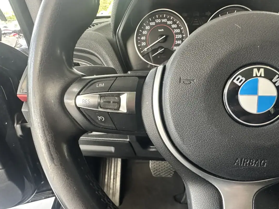 BMW 118 2012 - 13990 EUR, 208845 km - 208845km - foto 12 de 31