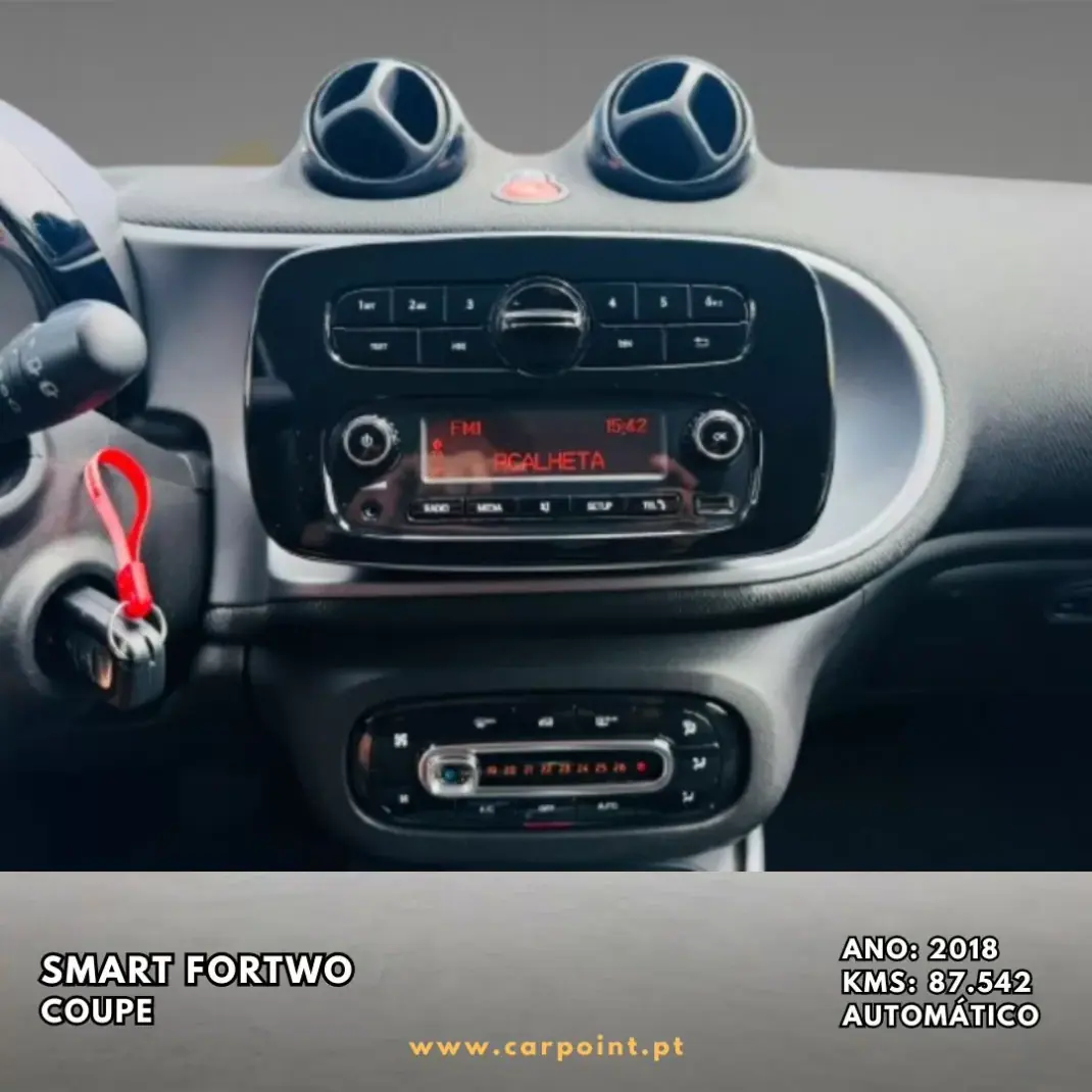 Smart ForTwo Coupé 2018 - 14990 EUR, 87542 km - AUTO.MOTO.pt - 87542km - foto 9 de 10