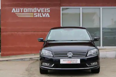 Volkswagen Passat 2011 - 10990 EUR, 174000 km - AUTO.MOTO.pt - 174000km - foto 3 de 30