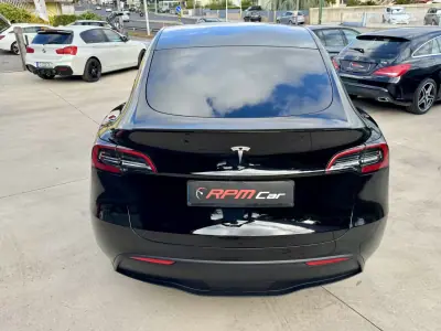 Tesla Model Y 2024 - 37999 EUR, 35000 km - AUTO.MOTO.pt - 35000km - foto 14 de 22