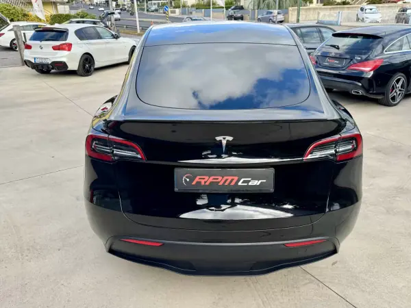 Tesla Model Y 2024 - 37999 EUR, 35000 km - AUTO.MOTO.pt - 35000km - foto 14 de 22