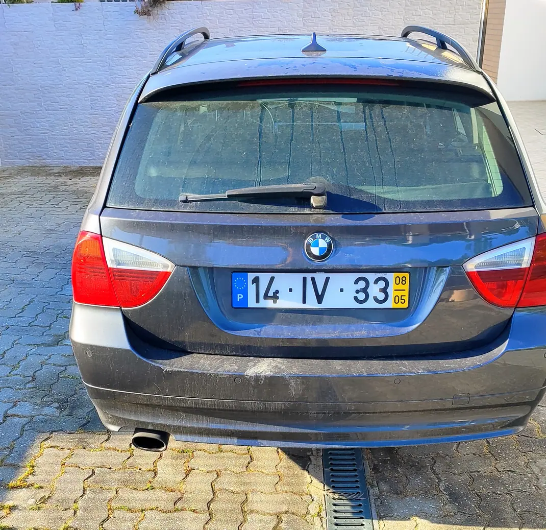 BMW 318 2008 - 4949 EUR, 390000 km - AUTO.MOTO.pt - 390000km - foto 2 de 9