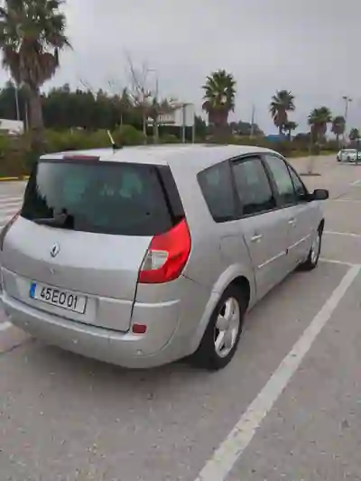 Renault Grand Scénic 2007 - 2750 EUR, 392 km - AUTO.MOTO.pt - 392km - foto 4 de 8