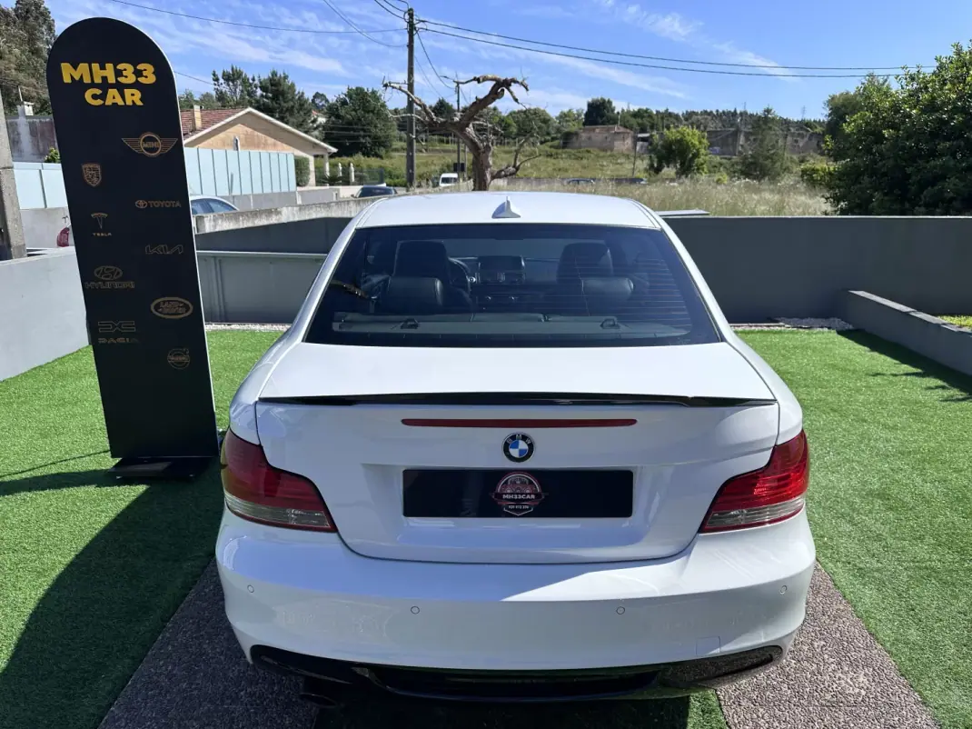 BMW 120 2009 - 9900 EUR, 220000 km - AUTO.MOTO.pt - 220000km - foto 13 de 60