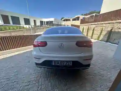 Mercedes-Benz GLC 250 2017 - 35500 EUR, 1998 km - 1998km - foto 5 de 15
