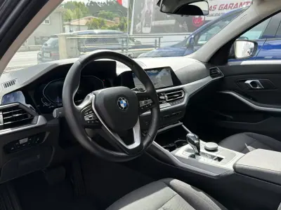BMW 330e 2019 - 18500 EUR, 206000 km - 206000km - foto 5 de 16