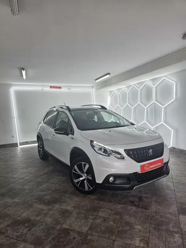 Peugeot 2008 2019 - 12850 EUR, 138694 km - AUTO.MOTO.pt - 138694km - foto 2 de 35