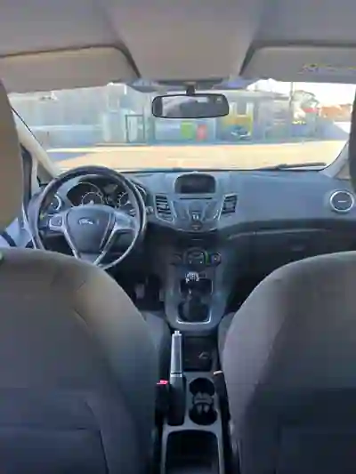 Ford Fiesta 2015 - 5490 EUR, 150000 km - 150000km - foto 10 de 13