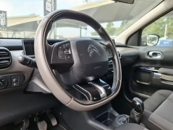 Citroën C4 Cactus 2016 - 11990 EUR, 108000 km - AUTO.MOTO.pt - 108000km - foto 14 de 29