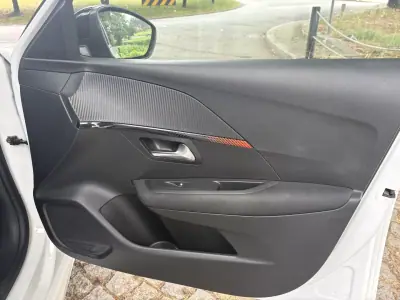 Peugeot 208 2022 - 12800 EUR, 71234 km - AUTO.MOTO.pt - 71234km - foto 15 de 25